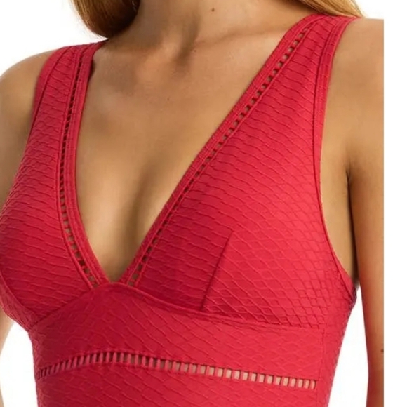Sea Level Australia Women's Red ladder-stitched One-Piece Swimsuit Size  12 - Picture 4 of 13